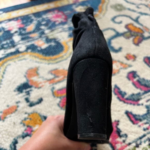 3 inch Black Suede Ankle Boots Size 7 - Picture 9 of 9